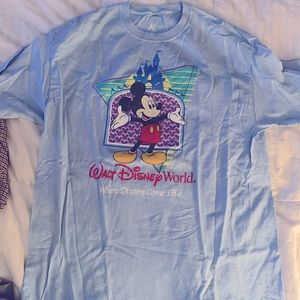 NEVER WORN VINTAGE DISNEY SHIRT!!!!